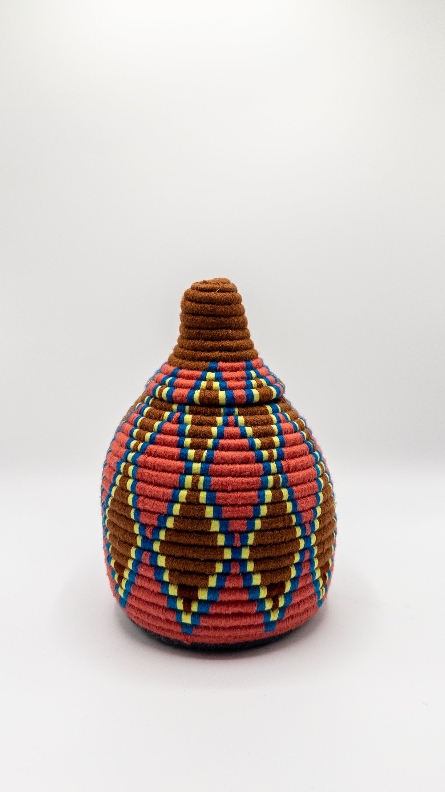 Handgemaakt Berbermandje uit Marokko. Opbergmand