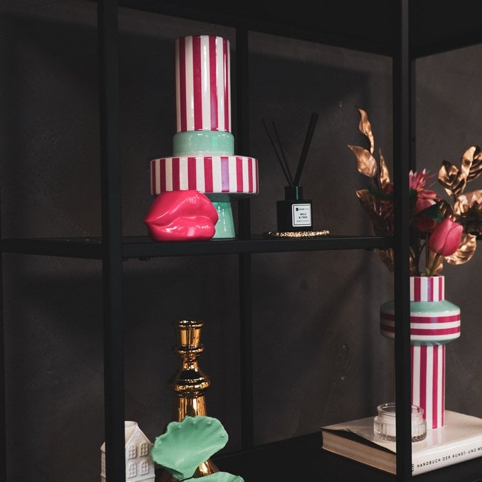 Vaas mint met roze en witte strepen