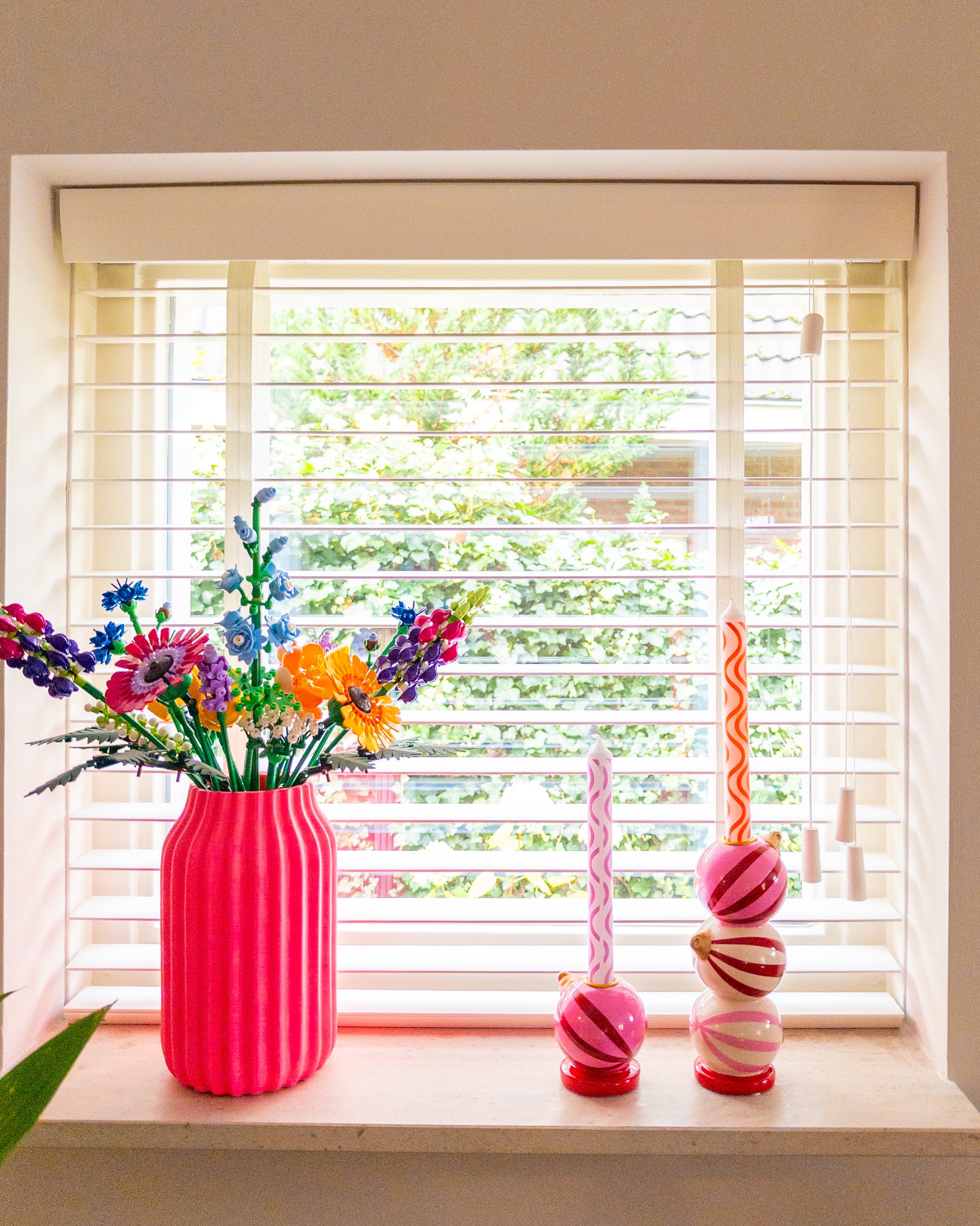 Kerstballen kandelaars Miss Color