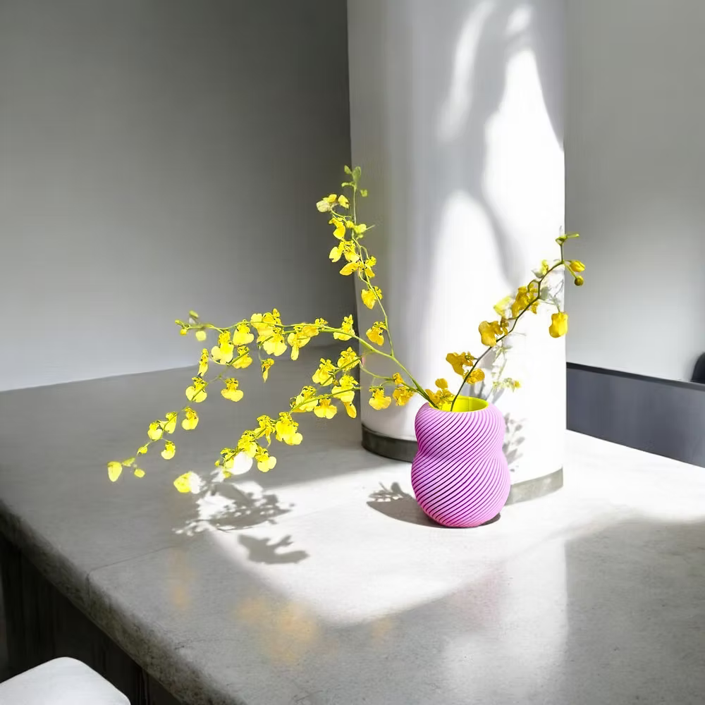 Vaas Bloom lila met felgeel waterdicht cilinder. 3D-geprint