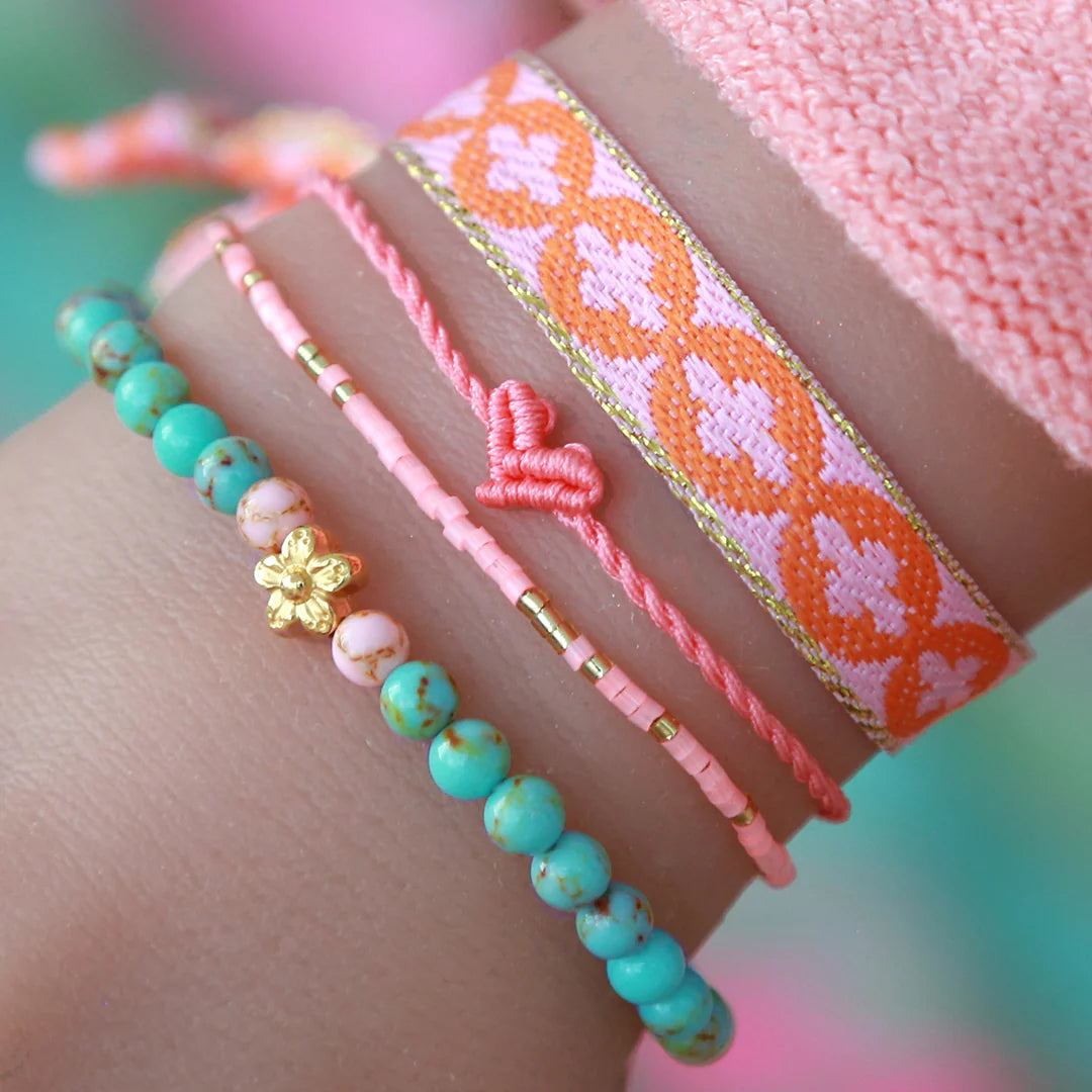 Love Ibiza kleurrijke armbanden
