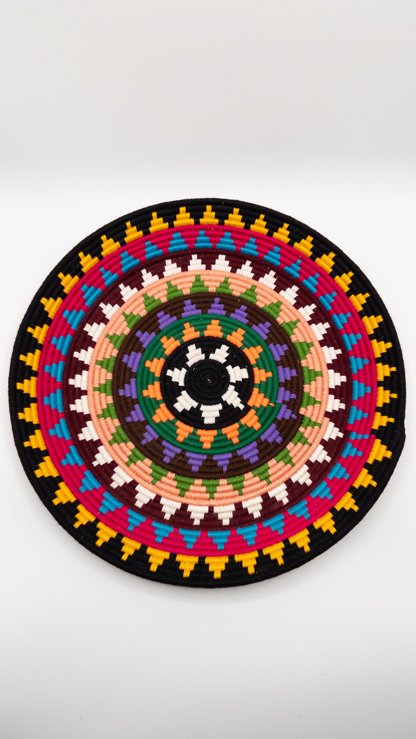 Handgeweven berberbord uit Marokko. Veelkleurig 