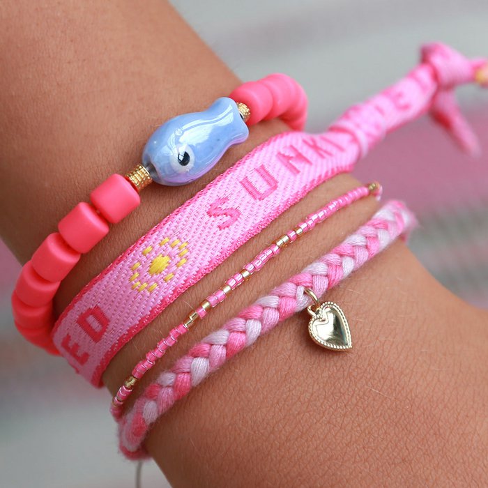 Love Ibiza kleurrijke armbanden. Roze 