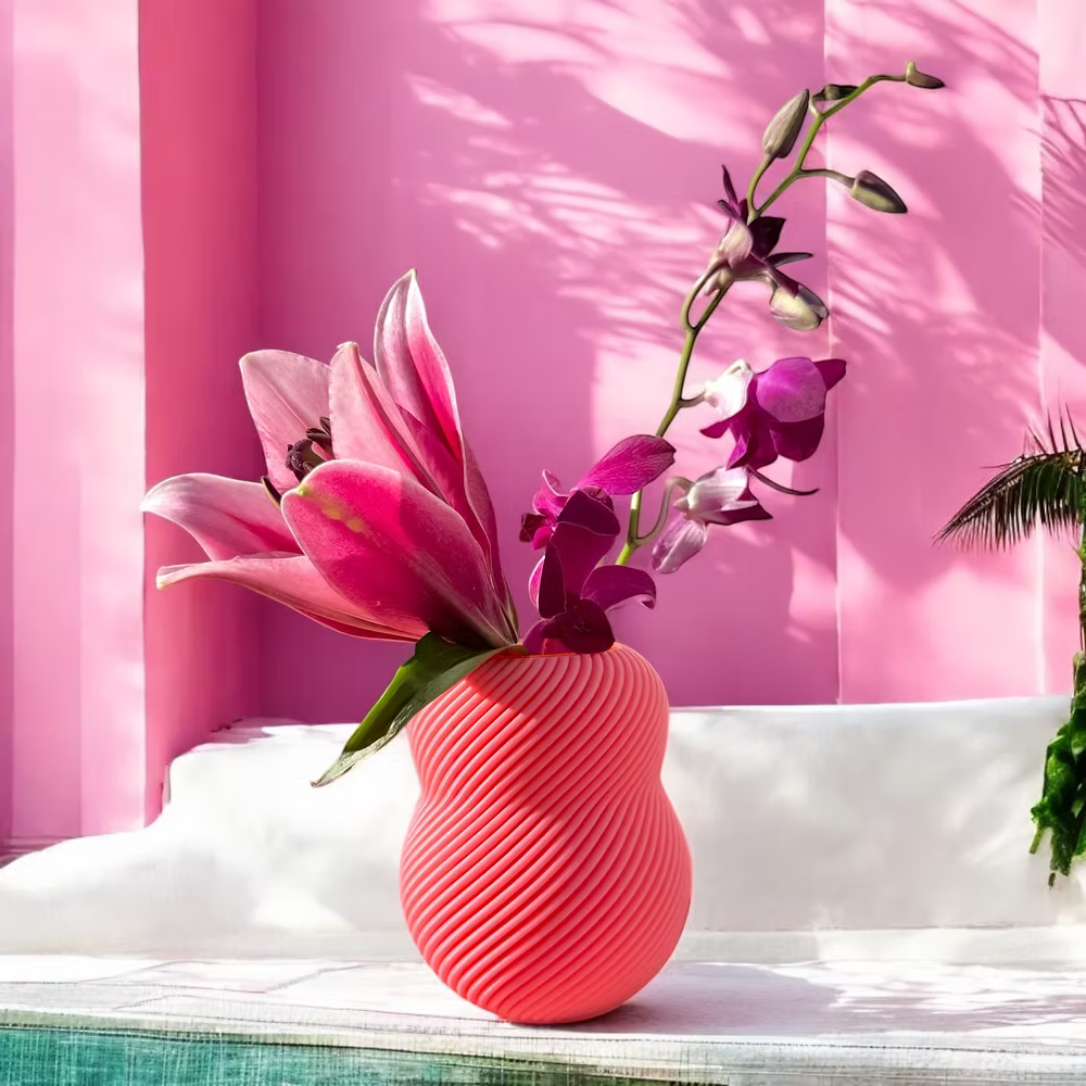 Vaas Bloom Flamingo. Neon roze met oranje waterdicht cilinder. 3D geprint 