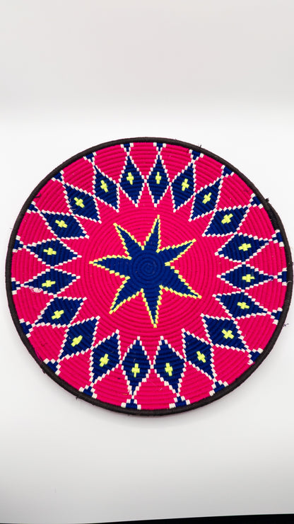 Handgeweven Berberbord uit Marokko. Roze met blauw 