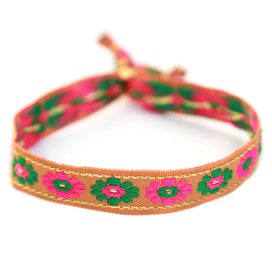 Love Ibiza geweven armband autumn. Roze, groen, bruin 