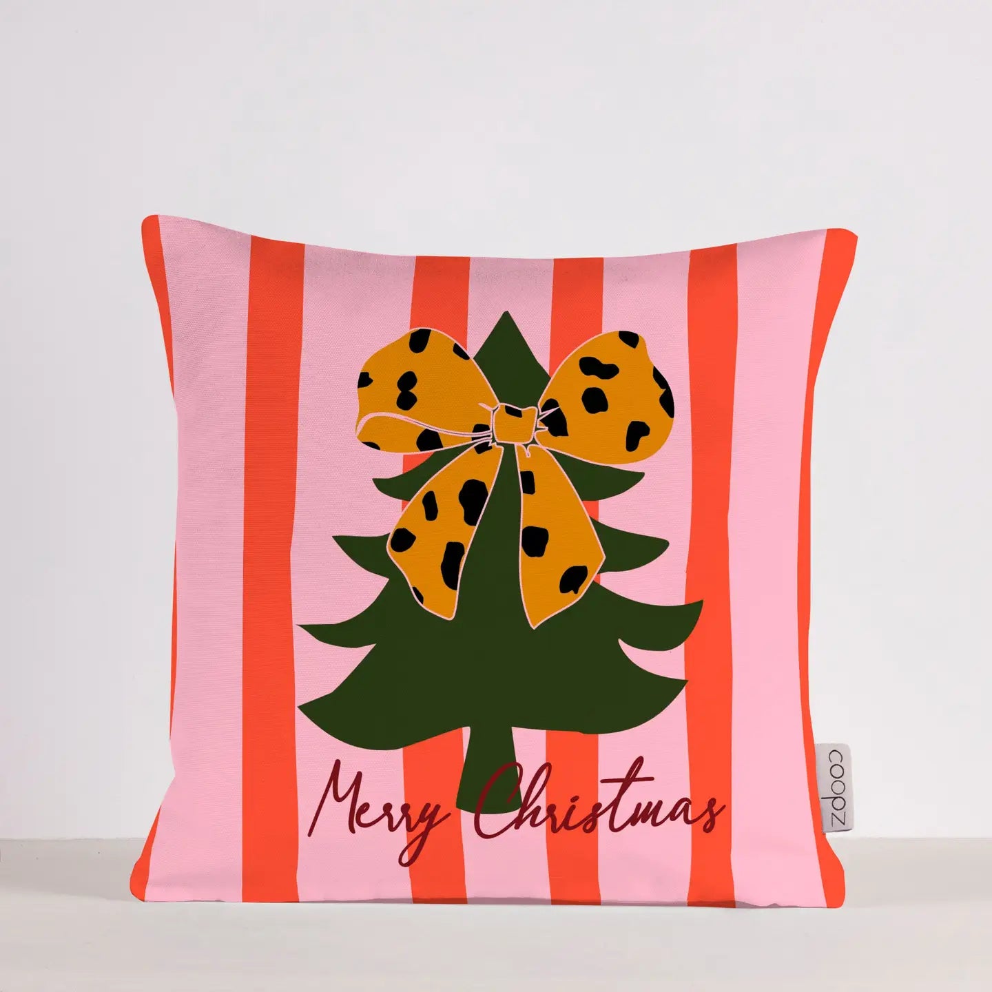 Kussen Merry Christmas. Kleurrijk kerstkussen. Kerstdecoratie 